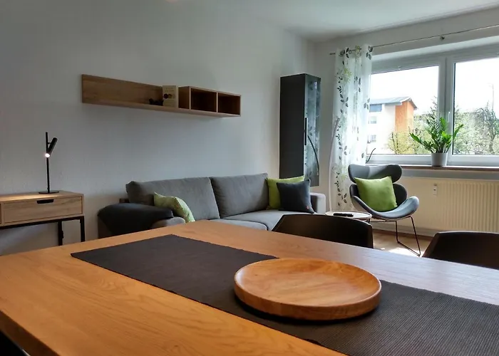 Paula * 奥伯霍夫